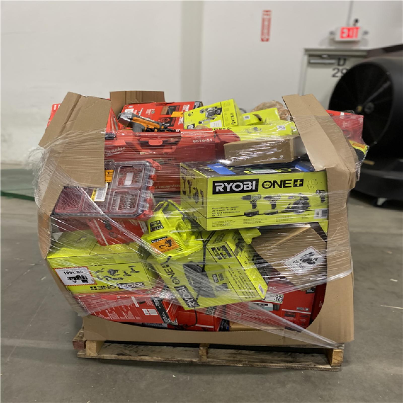 Dallas Location - As-Is Tool Pallet