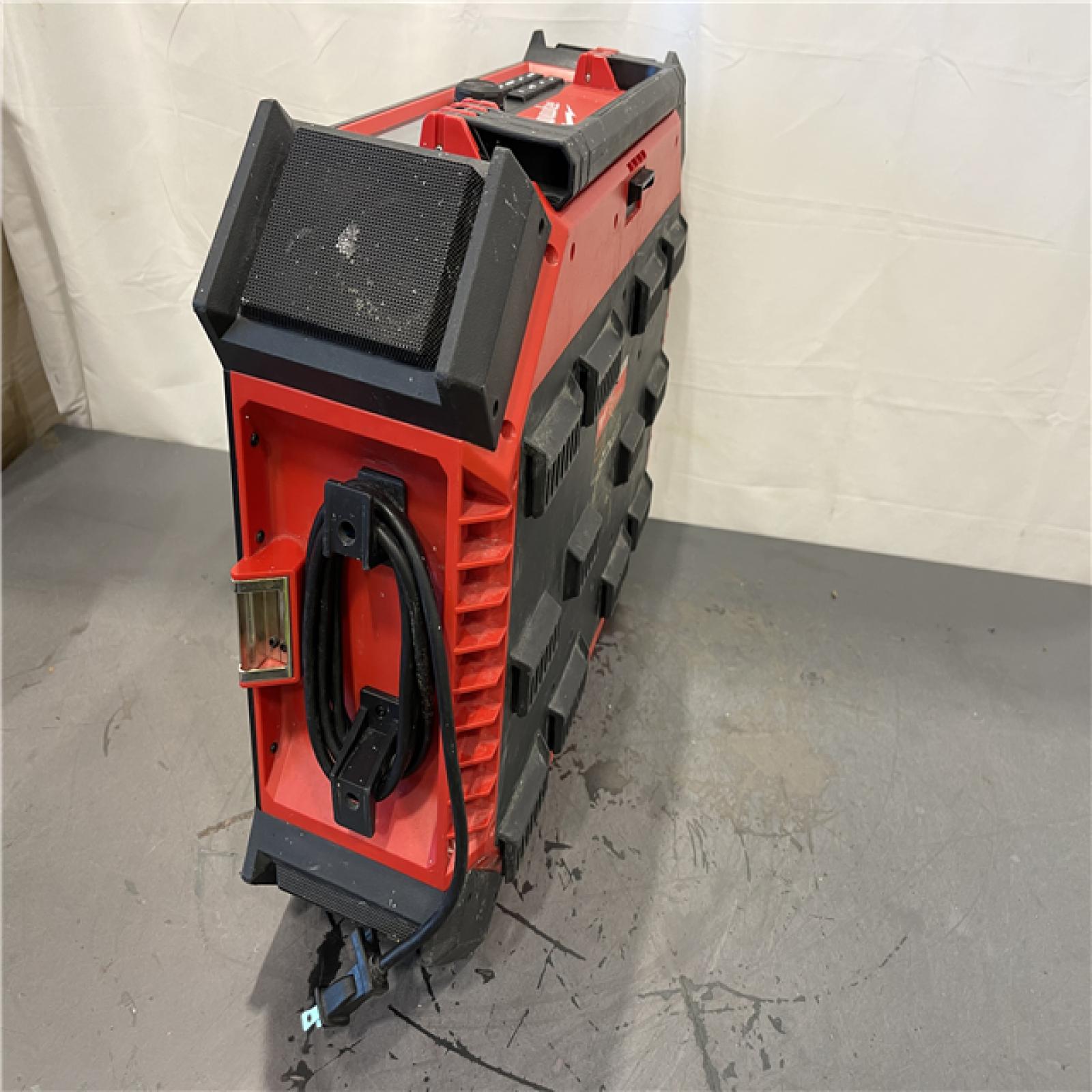 AS-IS - Milwaukee M18 Lithium-Ion Cordless PACKOUT Radio/Speaker with Built-In Charger