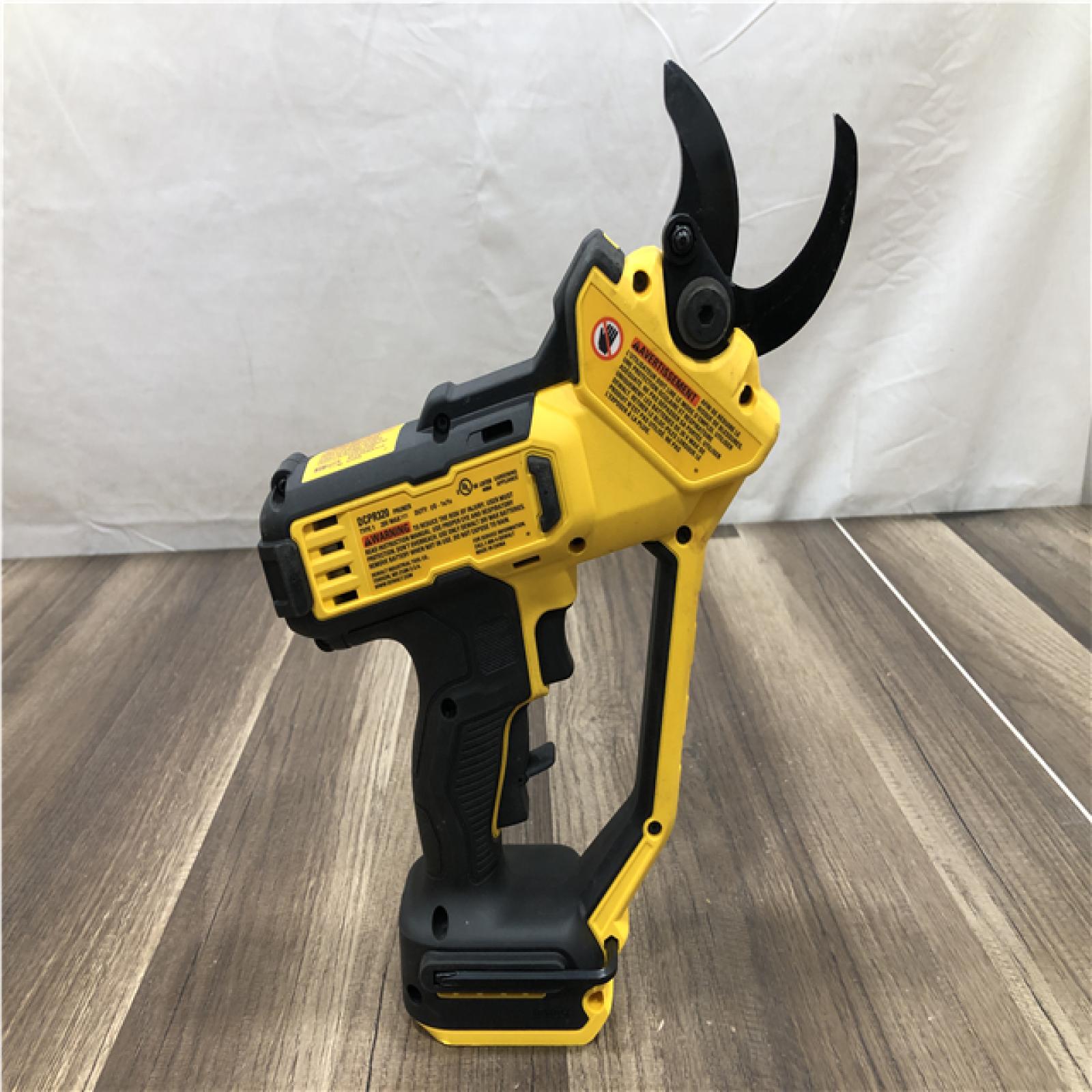 AS-IS DEWALT 20-Volt MAX 1 -1/2 in. Capacity Cordless Battery Powered Pruner (Tool Only)