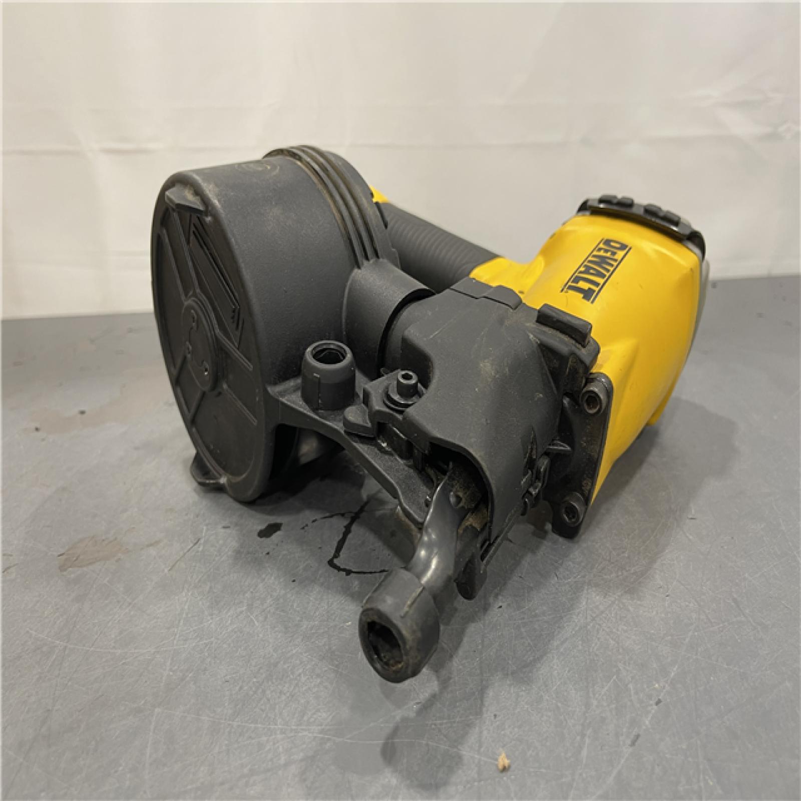 AS-IS - DeWalt Pneumatic 15-Degree Coil Corded Siding Nailer