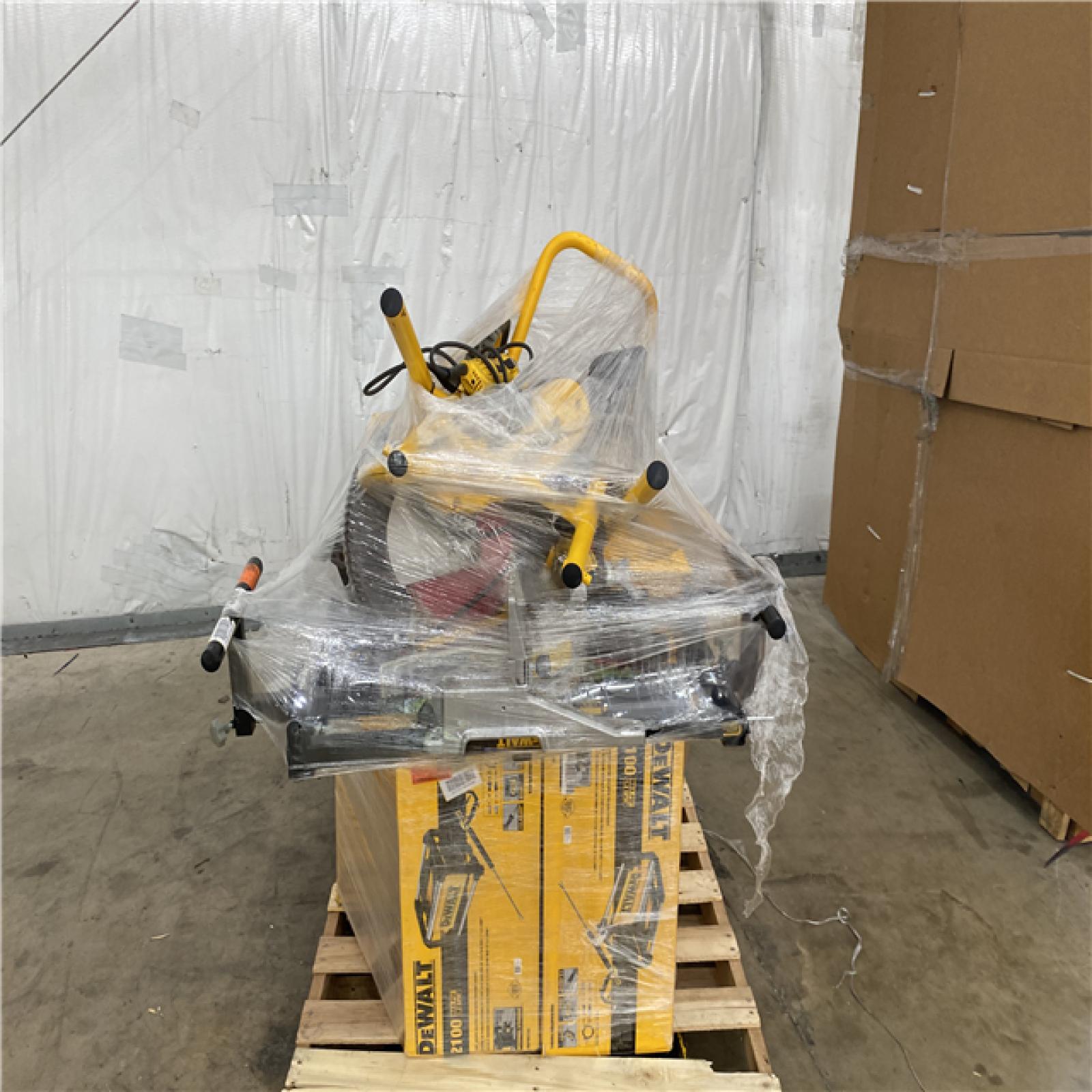 Houston Location AS IS - Tool Pallet