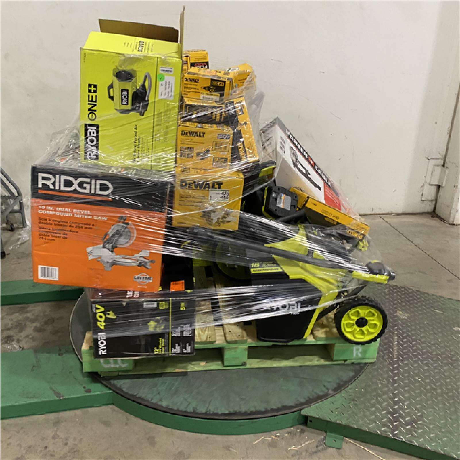 Dallas Location - As-Is Tool Pallet