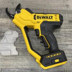 AS-IS DEWALT 20V MAX Cordless Battery Powered Pruner Kit