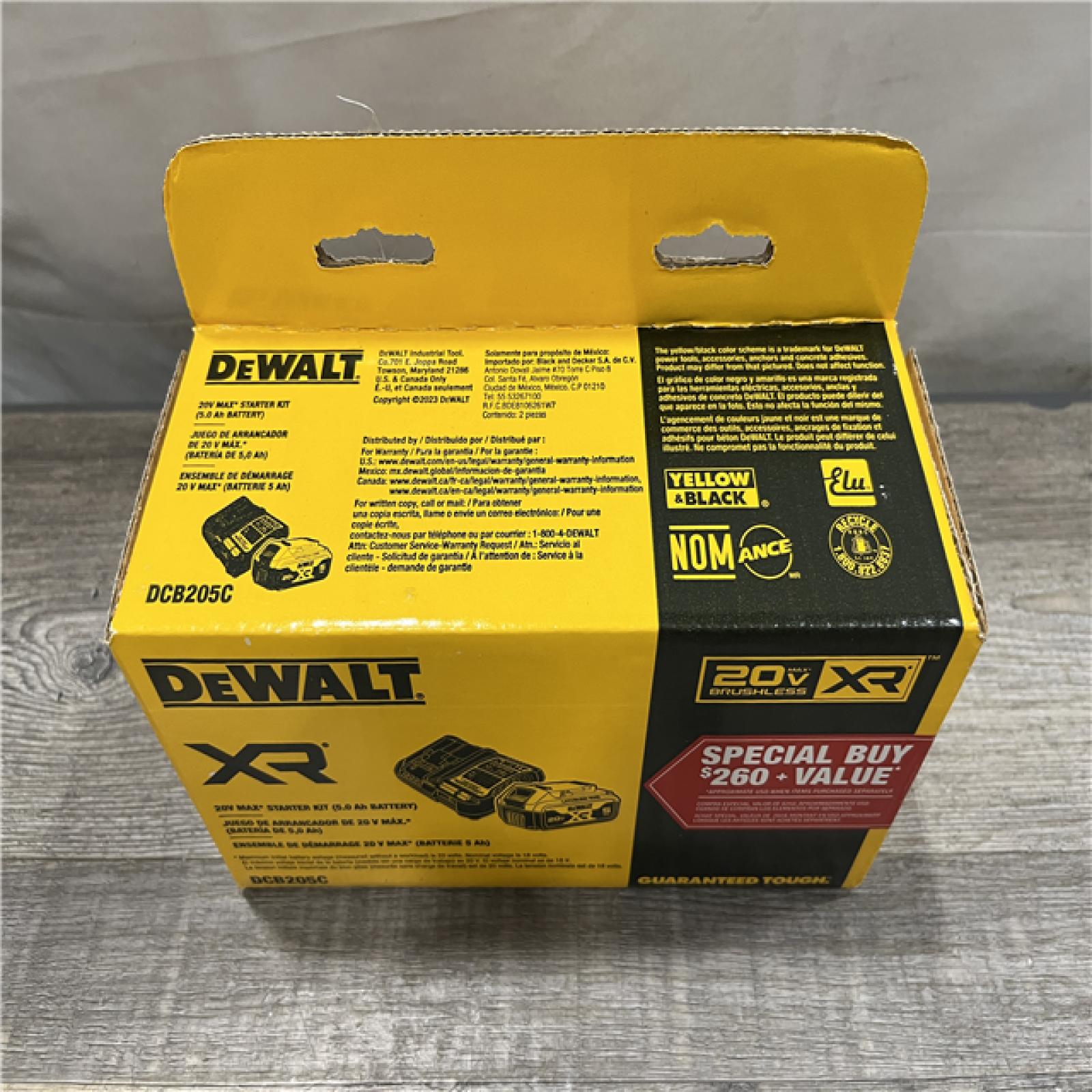 NEW - DEWALT 20V MAX Lithium-Ion 5.0 Ah Battery and Charger