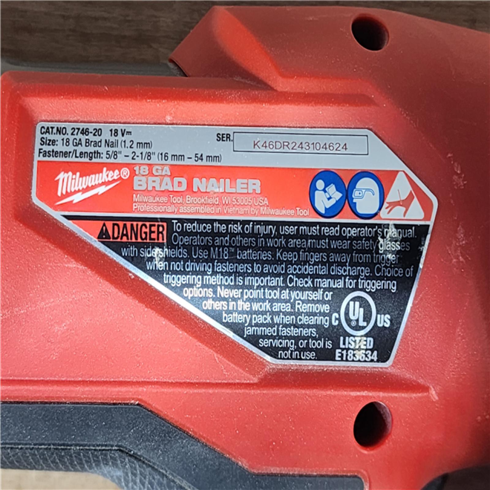 HOUSTON LOCATION - AS-IS Milwaukee  FUEL 18-Volt Lithium-Ion Brushless Cordless Gen II 18-Gauge Brad Nailer (Tool-Only)