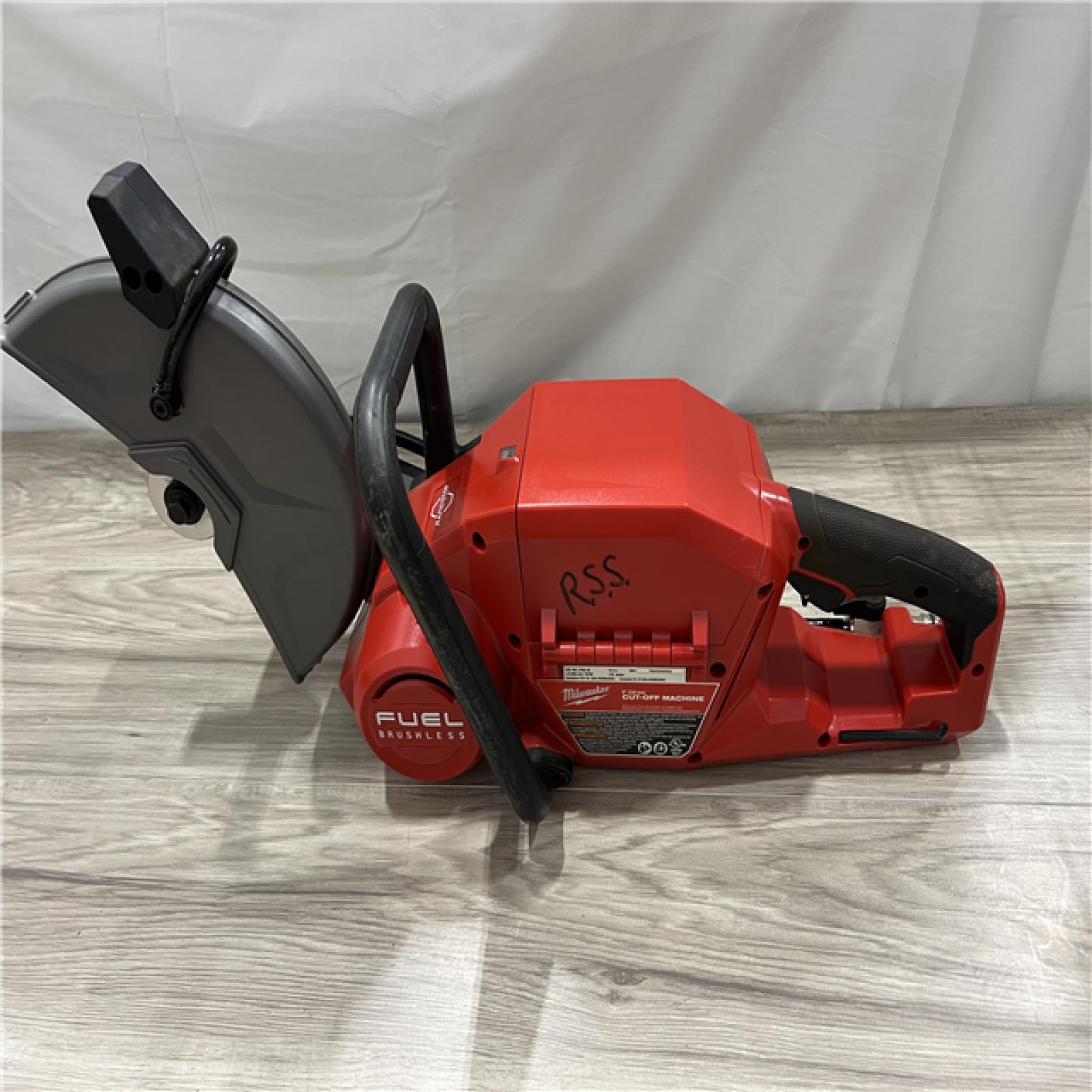 AS-IS Milwaukee 2786-20 M18 FUEL Lithium-Ion 9 in. Cut-Off Saw W/ ONE-KEY (Tool Only)