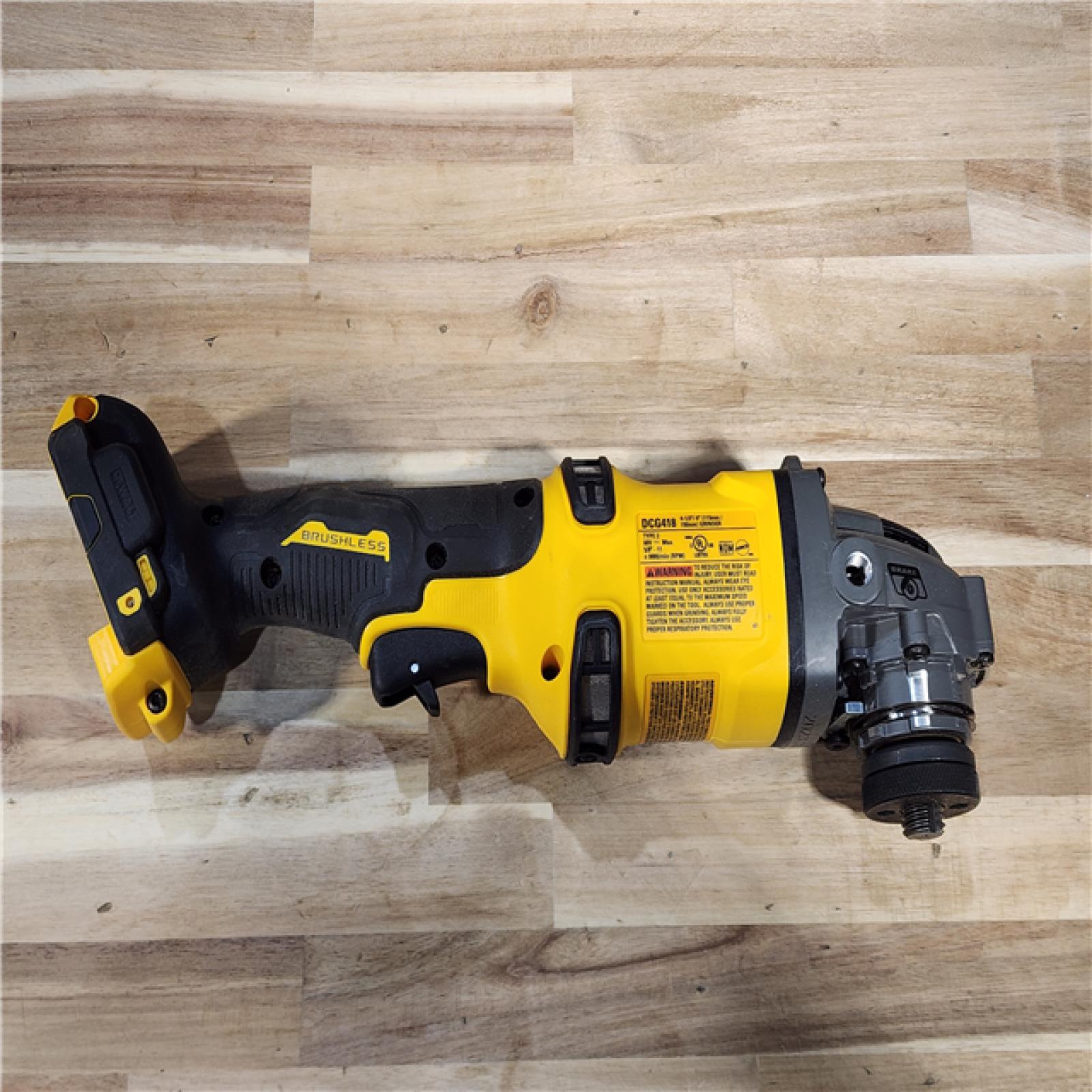 HOUSTON LOCATION - AS-IS DeWalt FLEXVOLT 60V Cordless 4-1/2 to 6 in. Grinder Kit (Battery & Charger)