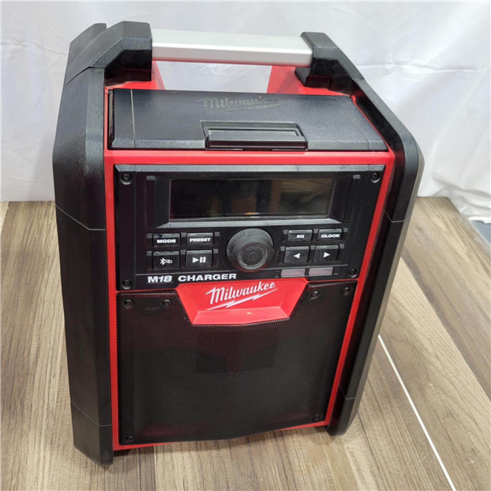 AS-IS Milwaukee M18 18 V Lithium-Ion Worksite Radio and Charger 1 Pc
