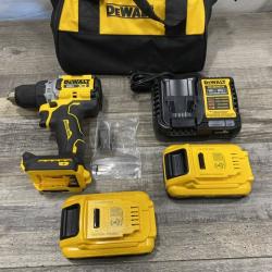 AS-IS DEWALT 20V XR Lithium-Ion Cordless Brushless 1/2 in. Drill/Driver Kit