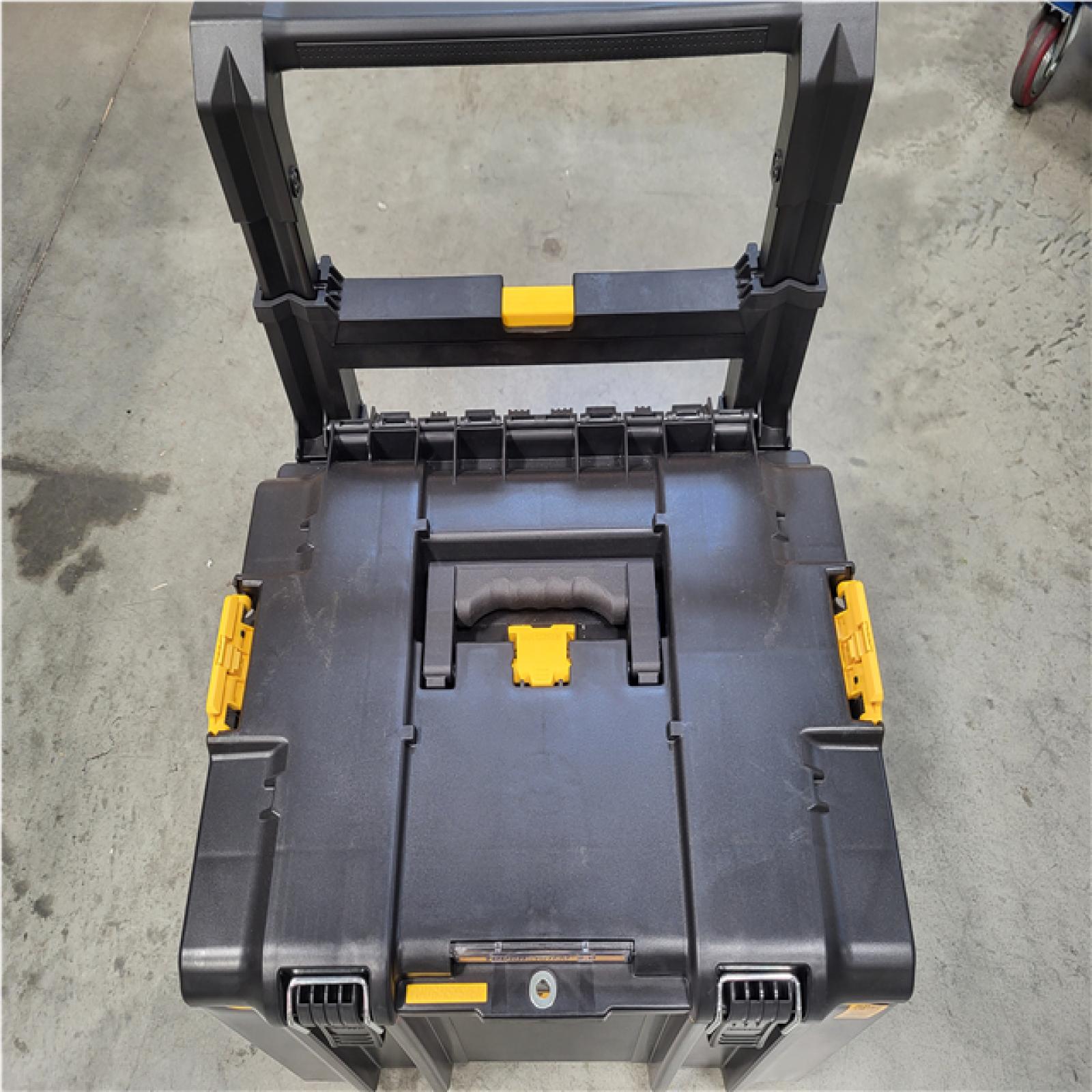 CALIFORNIA NEW DEWALT BRUSHLESS 6-TOOL COMBO KIT WITH TOUGHSYSTEM 2.0