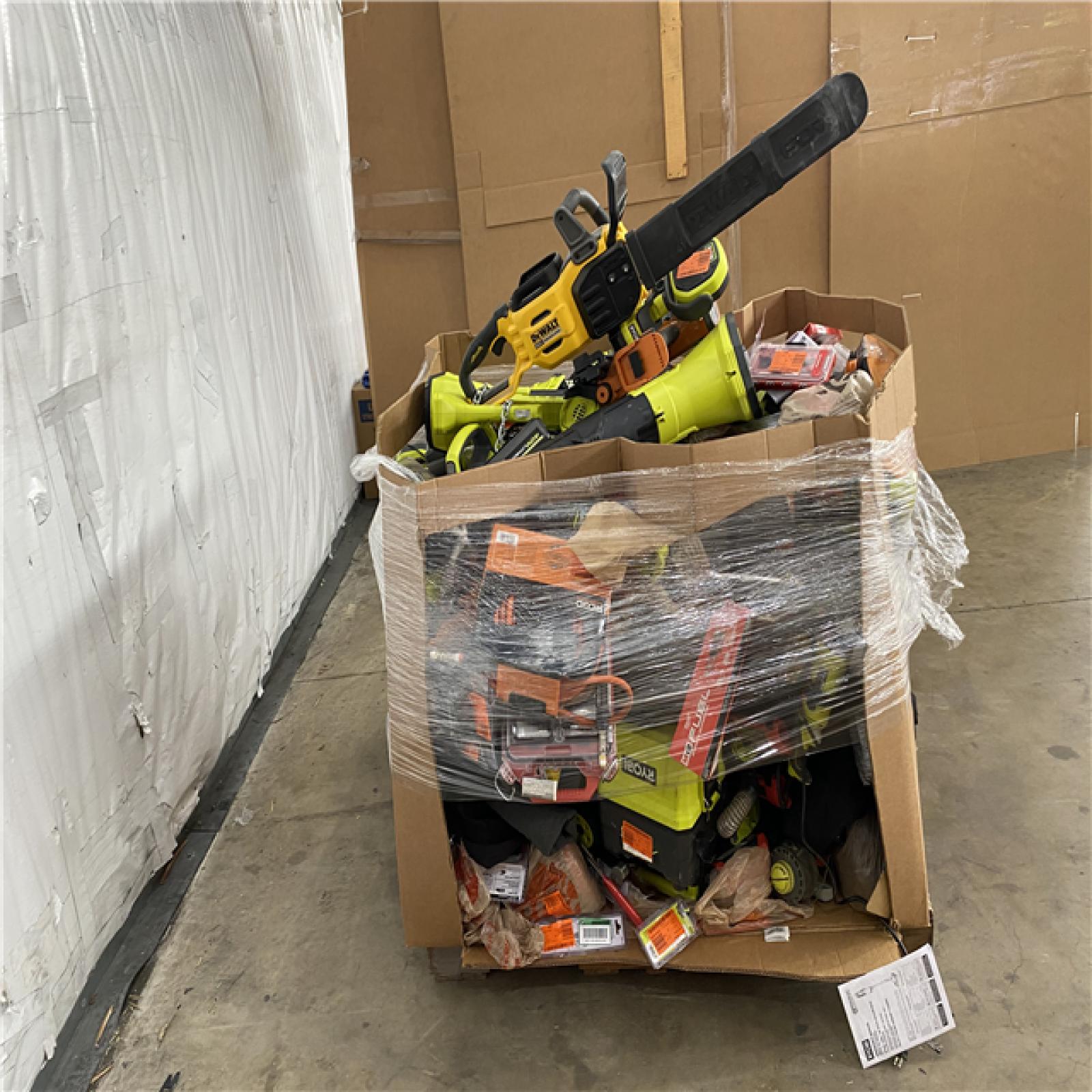 Houston Location AS IS - Tool Pallet