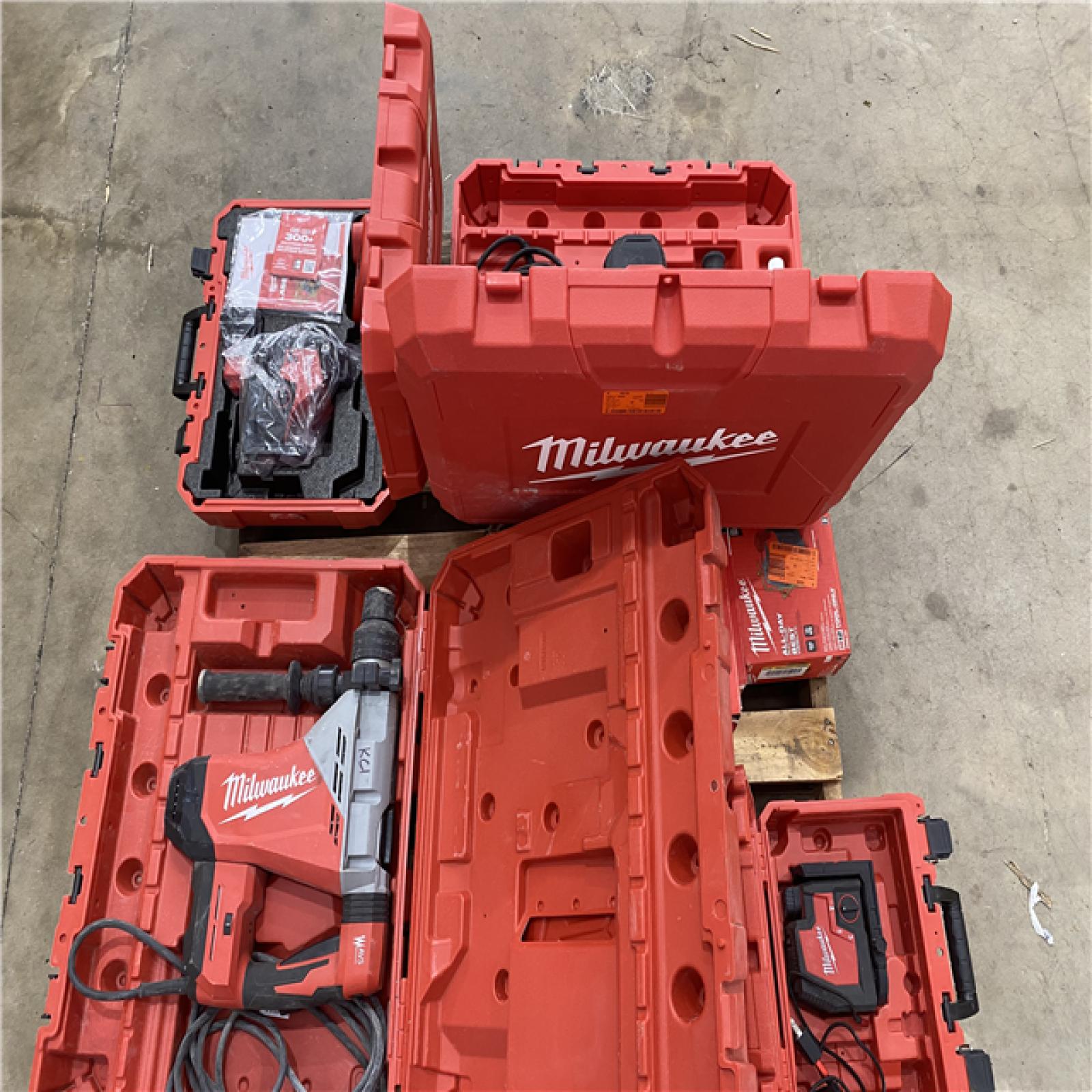 Houston Location - AS-IS Tool Pallet