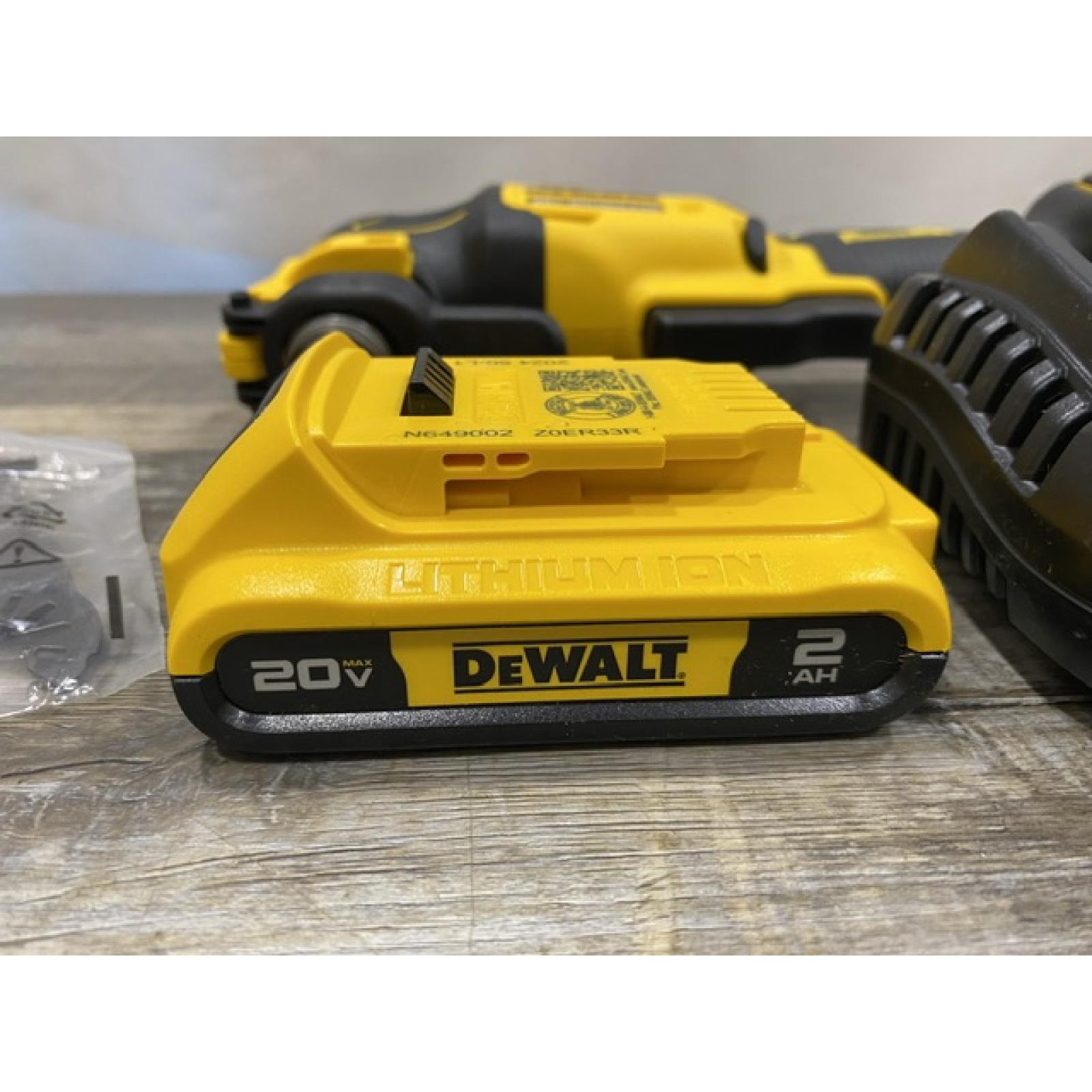 AS-IS DEWALT ATOMIC 20V MAX Cordless Brushless Oscillating Multi Tool Kit