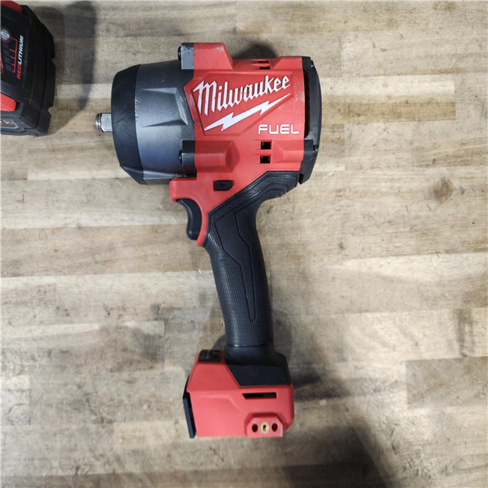 HOUSTON LOCATION - AS-IS Milwaukee M18 1/2 in. Cordless Brushless High Torque Impact Wrench Kit (Battery & Charger)