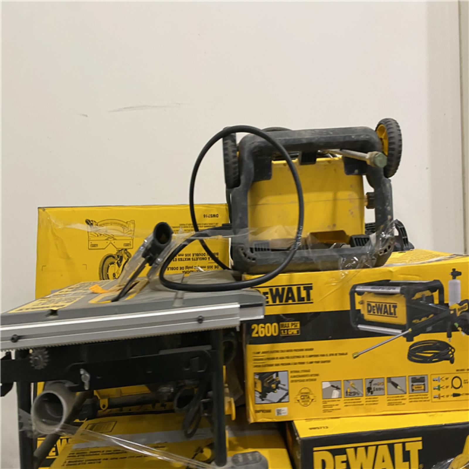 Dallas Location - As-Is Tool Pallet