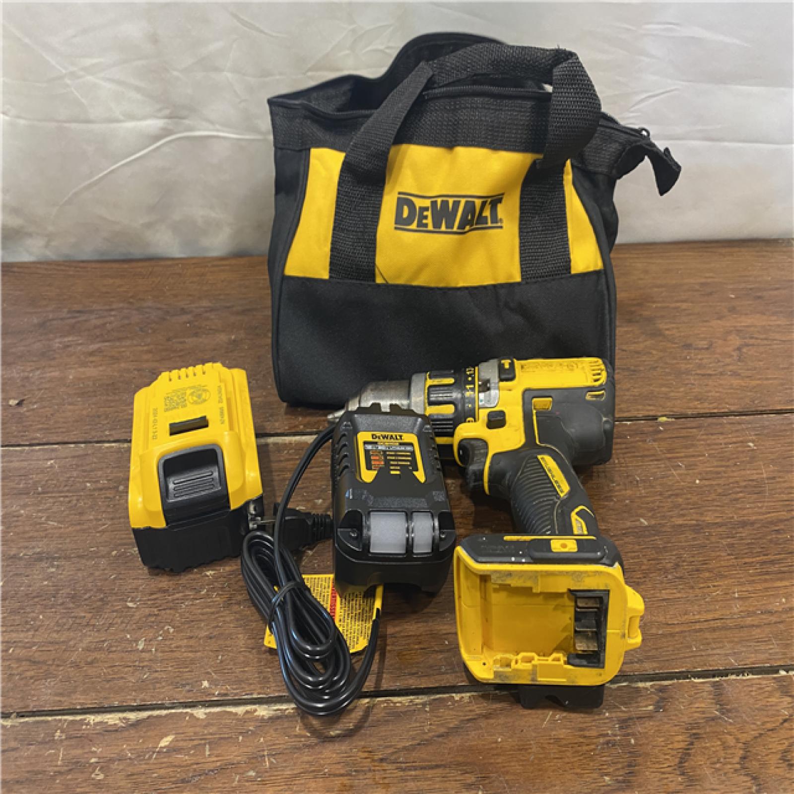 AS-IS DEWALT 20V MAX XR Brushless Cordless 1/2 Drill/Driver Kit