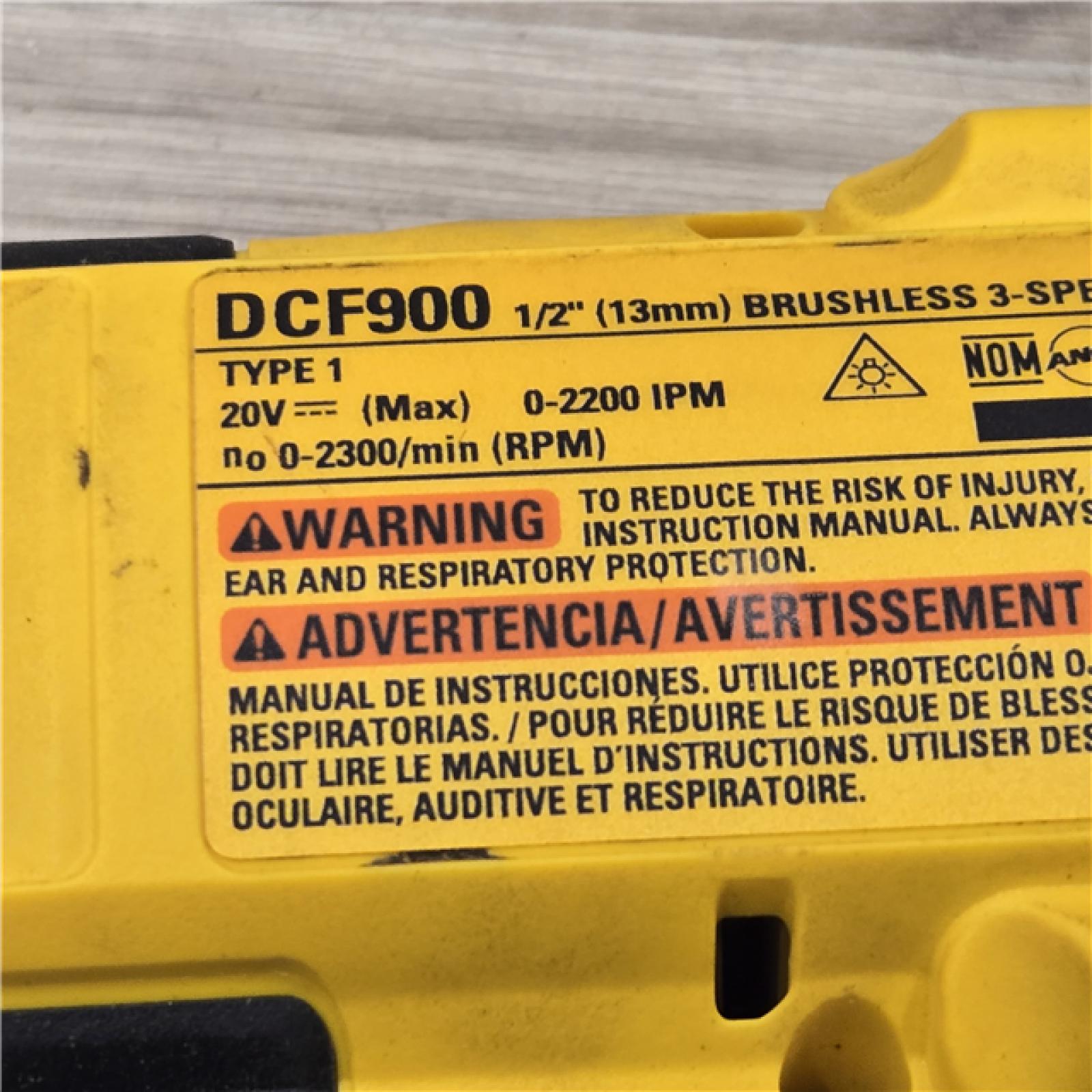 AS-IS Dewalt 20V MAX Lithium-Ion Cordless 1/2 in. Impact Wrench Kit