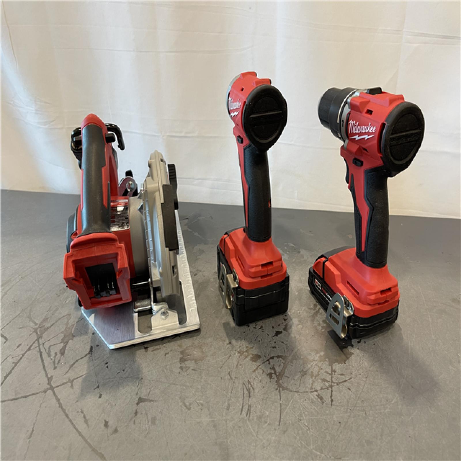 AS-IS - Milwaukee M18 18-Volt Lithium-Ion Brushless Cordless Combo Kit (4-Tool)