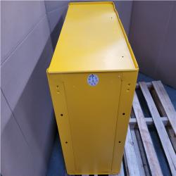 CALIFORNIA AS-IS DEWALT TOOL BOX