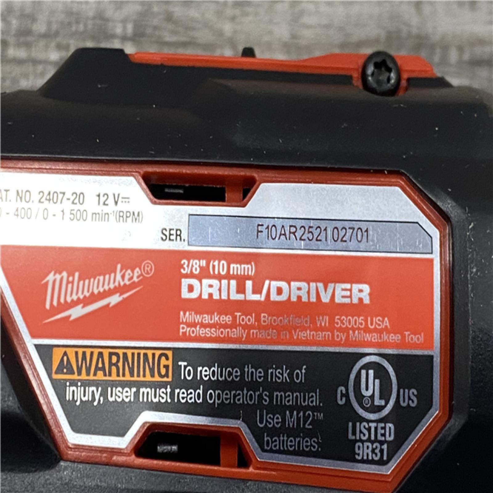 AS-IS Milwaukee 12V Lithium-Ion Cordless Drill Driver/Impact Driver Combo Kit