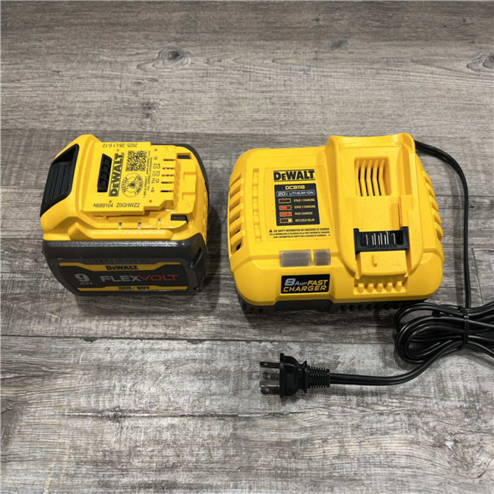 AS-IS DEWALT 20V/60V MAX FLEXVOLT Lithium-Ion 9.0Ah Battery and Charger Starter Kit
