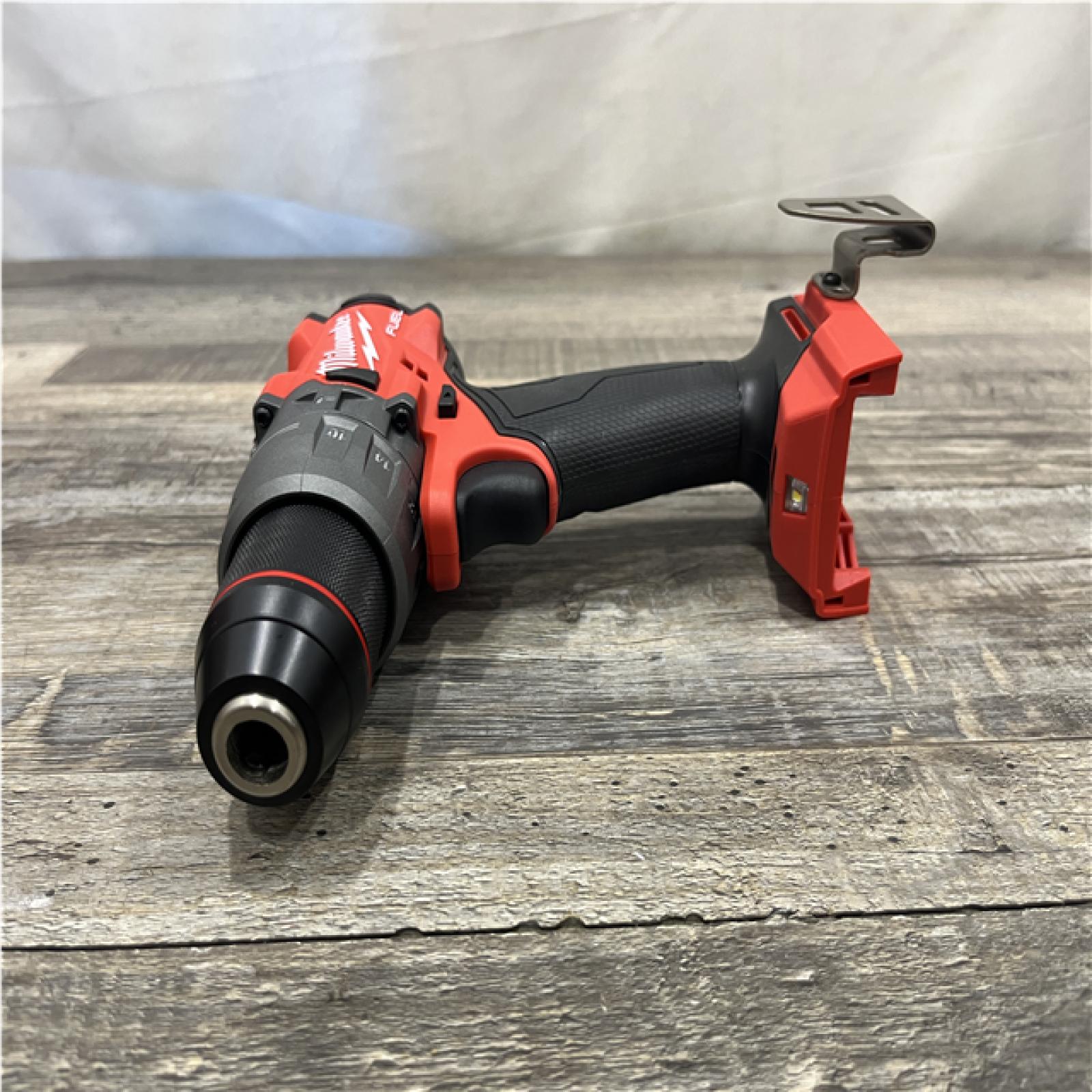 AS-IS Milwaukee FUEL 18V Lithium-Ion Brushless Cordless 1/2 in. Hammer Drill Driver Kit