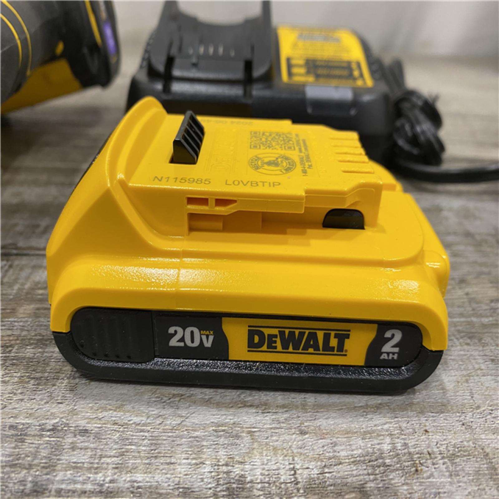 AS-IS DEWALT ATOMIC 20V MAX Lithium Ion Cordless 23 Gauge Pin Nailer Kit