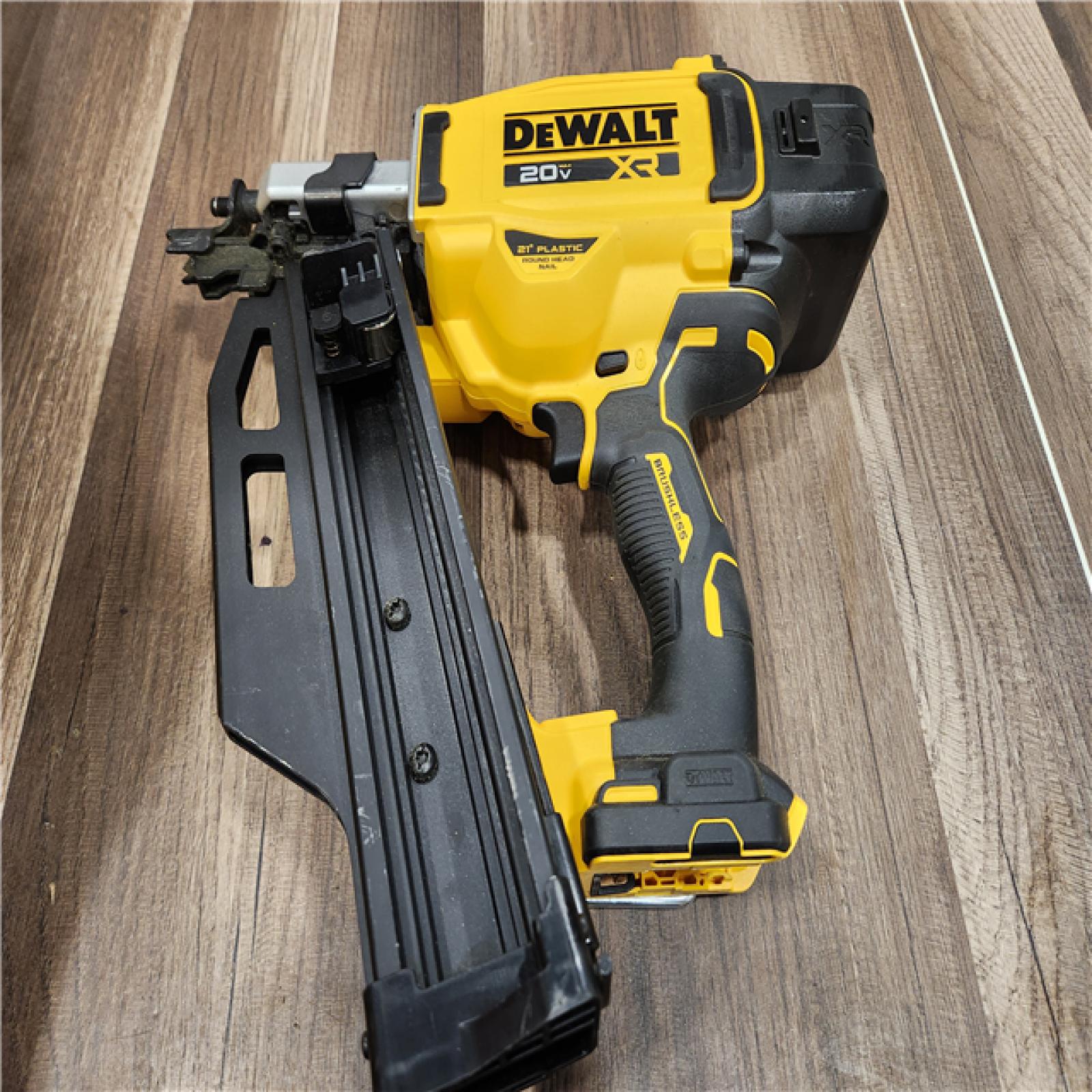 AS-IS DEWALT 20-Volt 21° Cordless Framing Nailer (Tool-Only)
