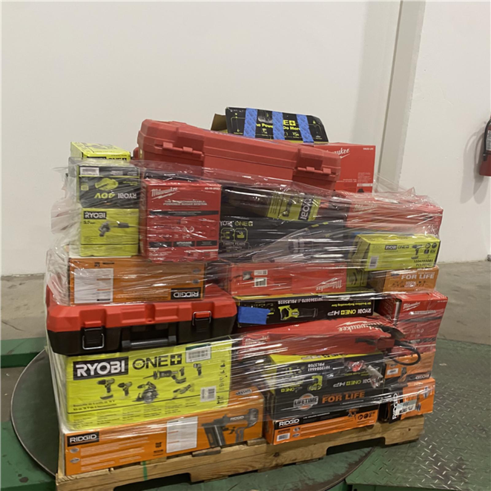 Dallas Location - As-Is Tool Pallet