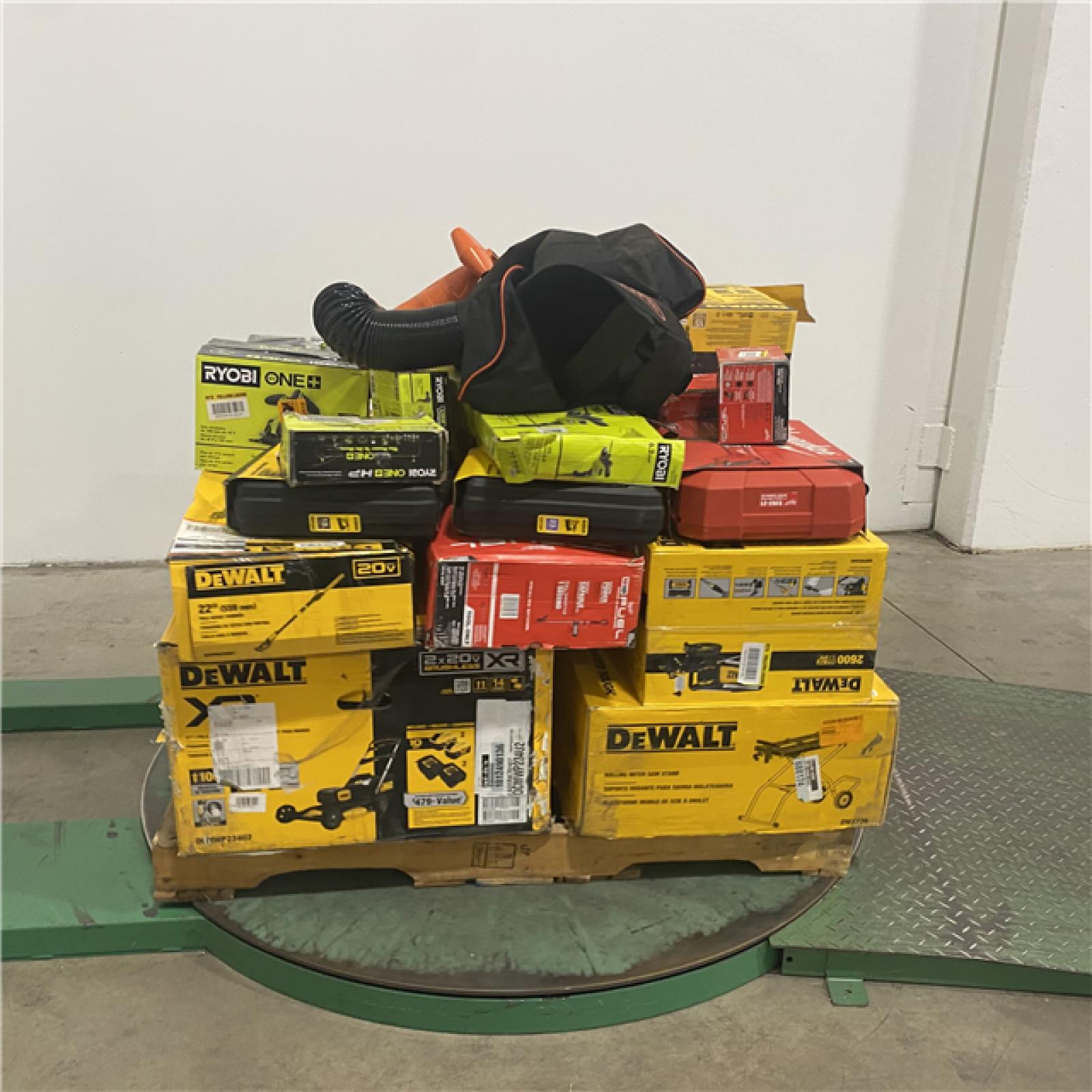 Dallas Location - As-Is Tool Pallet