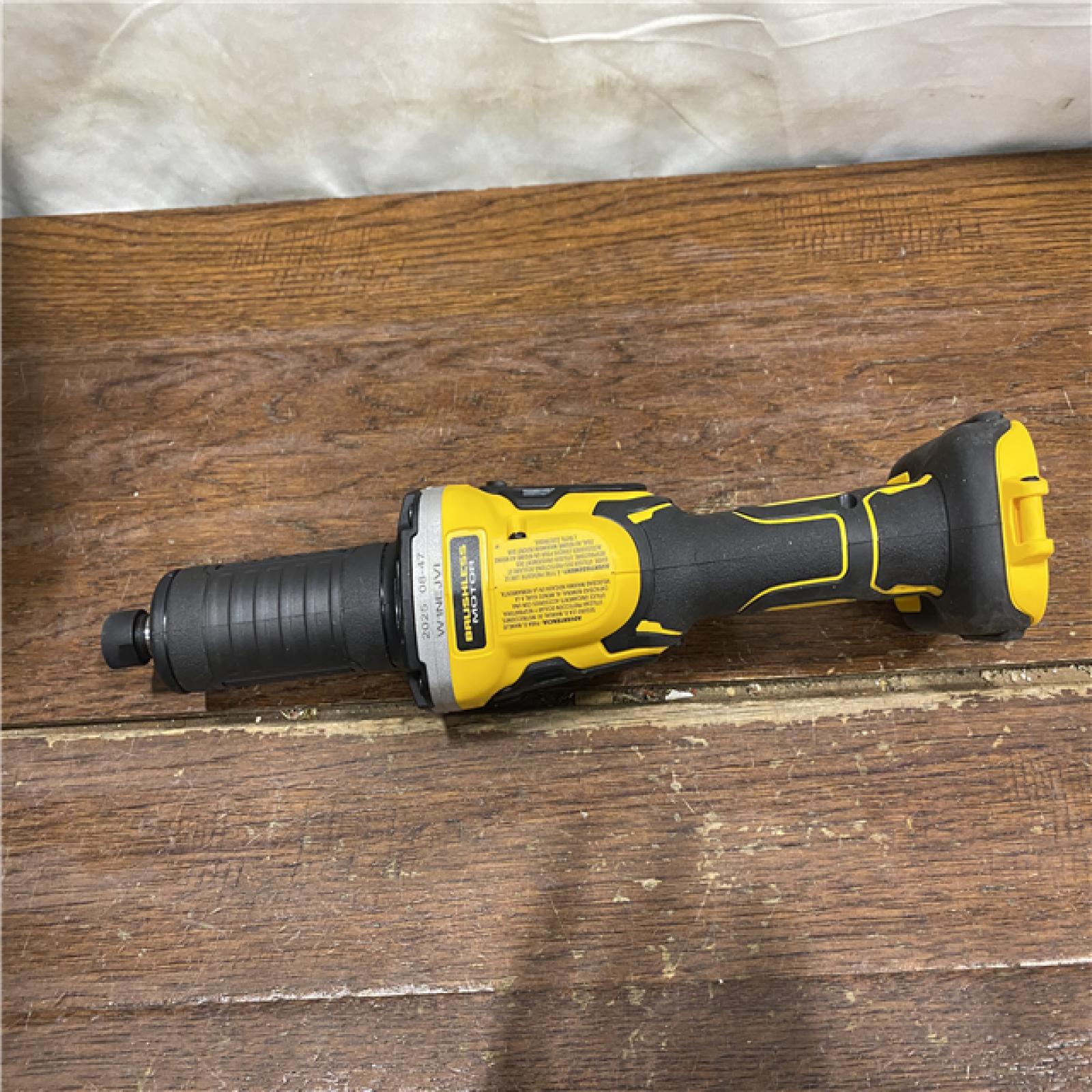 AS-IS DEWALT 20-Volt MAX XR Lithium-Ion Cordless Brushless 1-1/2 in. Variable Speed Die Grinder (Tool-Only)
