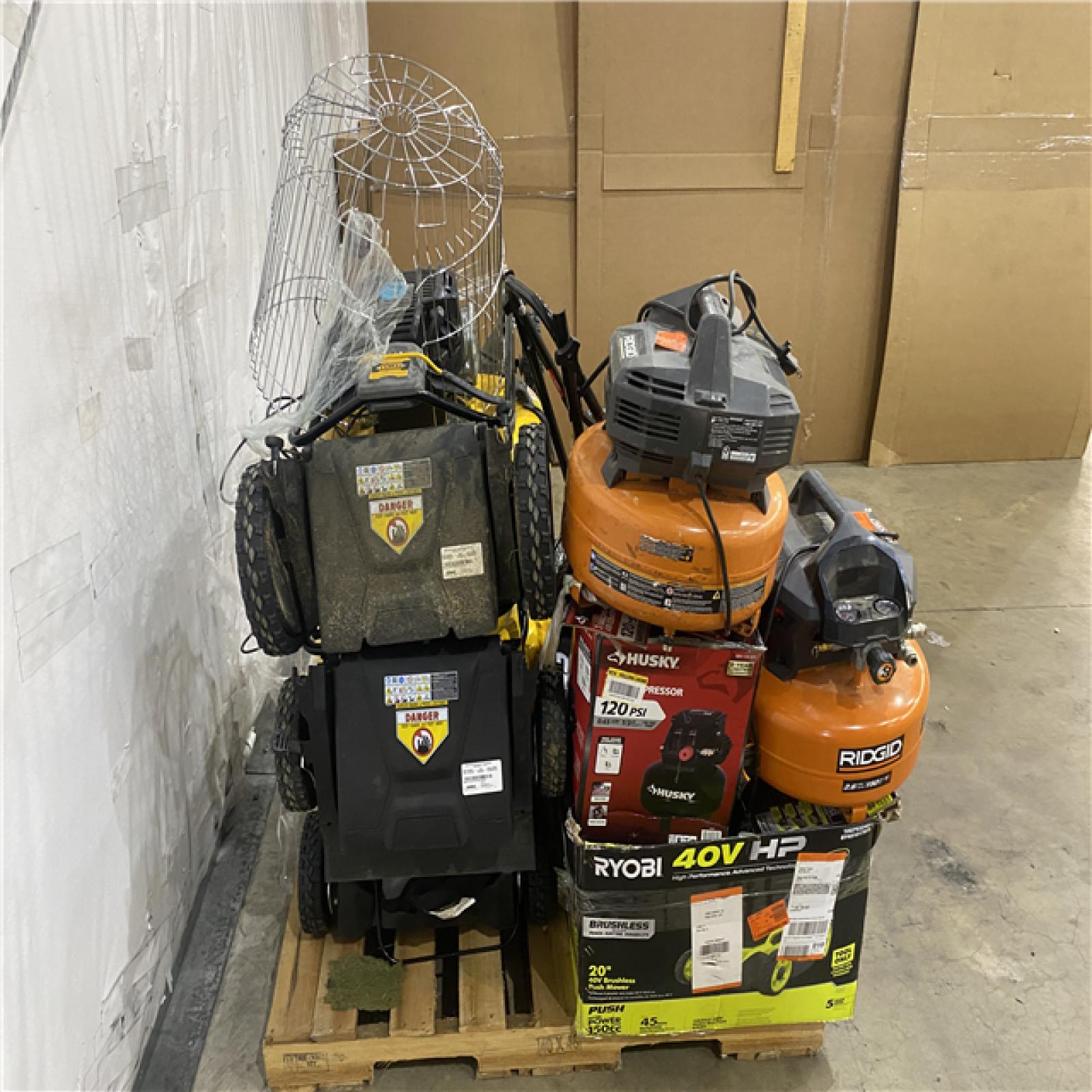 Houston Location AS IS - outdoor pallet