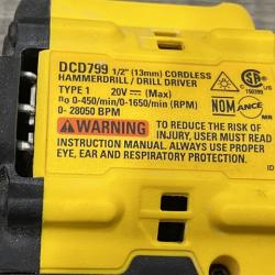 AS-IS DEWALT ATOMIC 20V Lithium-Ion Cordless 1/2 in. Hammer Drill Kit