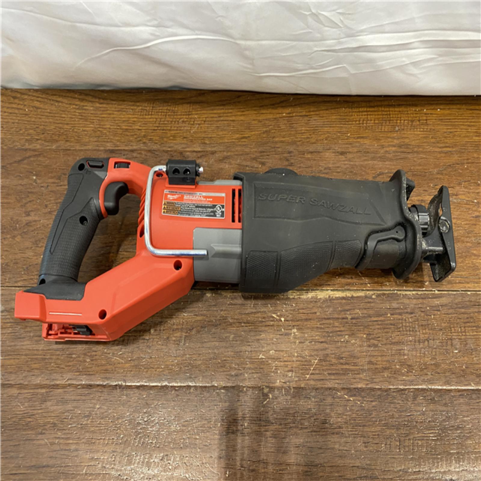 AS-IS Milwaukee M18 Fuel 18V Brushless Super Sawzall Reciprocating Saw 2722-20 (Bare Tool)