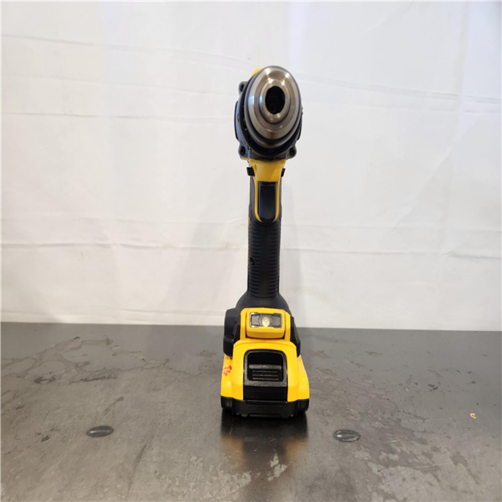 AS-IS- DEWALT 20V MAX XR Brushless Cordless Lithium-Ion 1/2 Drill/Driver Kit