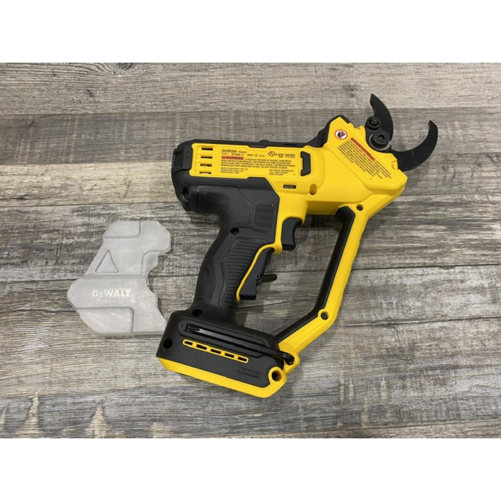 AS-IS DEWALT 20V MAX Cordless Battery Powered Pruner Kit