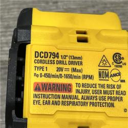 AS-IS DEWALT ATOMIC 20-Volt MAX Lithium-Ion Cordless Combo Kit