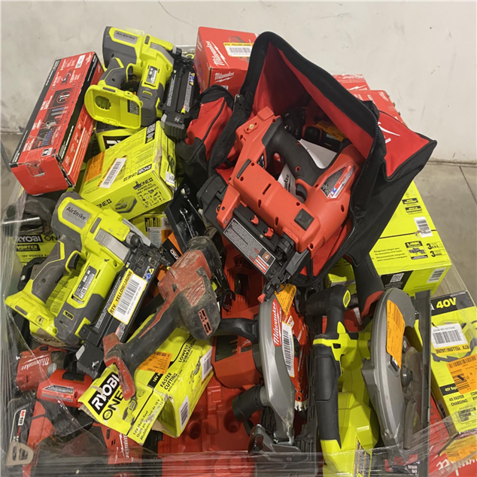 Dallas Location - As-Is Tool Pallet