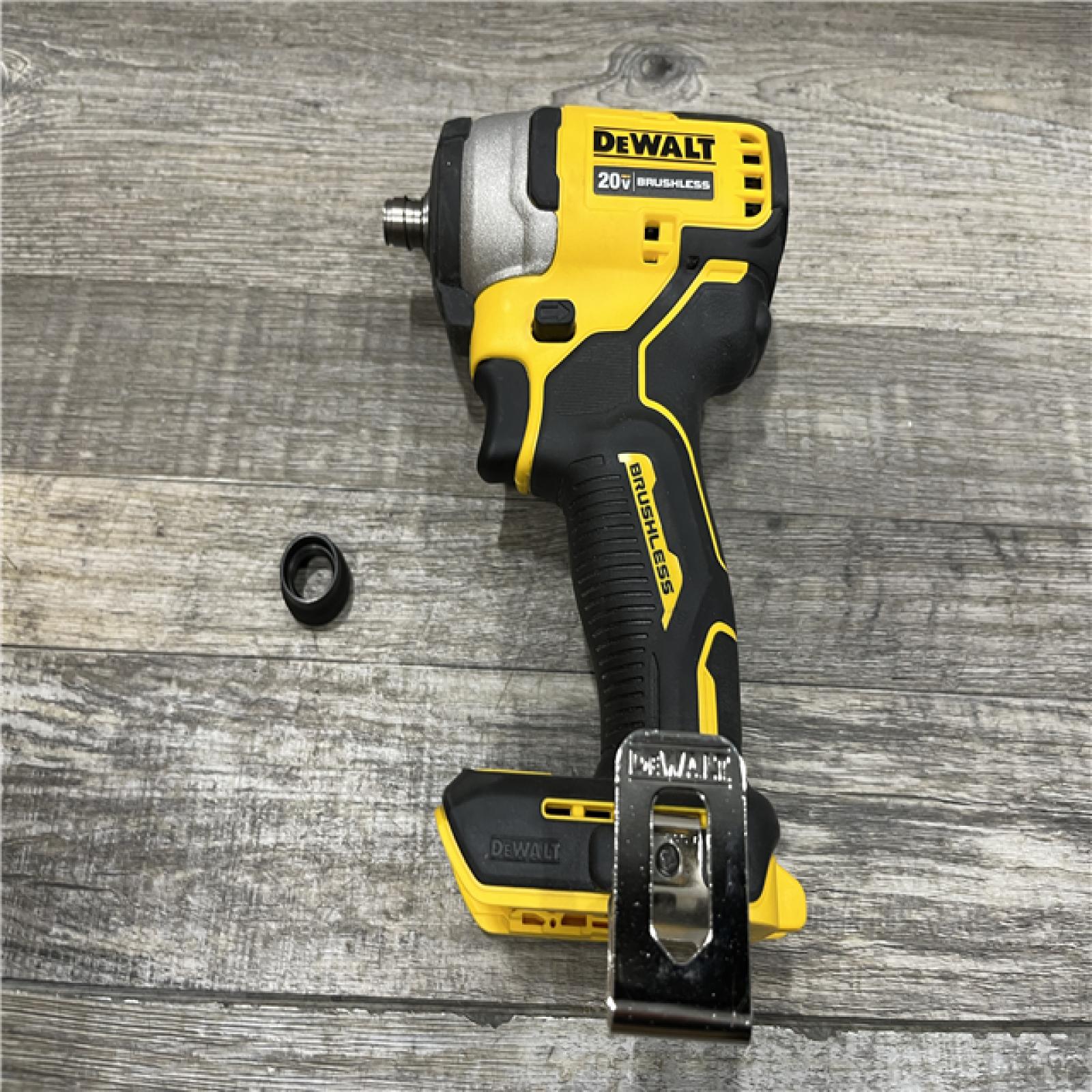 AS-IS DEWALT Atomic 20V Max Lithium-Ion Brushless Cordless Compact 1/4 in. Impact Driver Kit