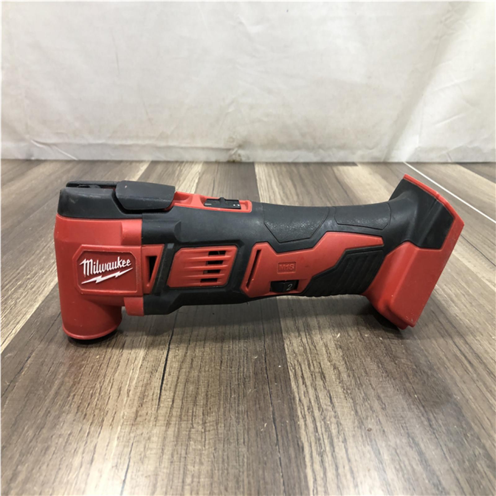 AS-IS Milwaukee 18V Lithium-Ion Cordless Oscillating Multi-Tool (Tool-Only)