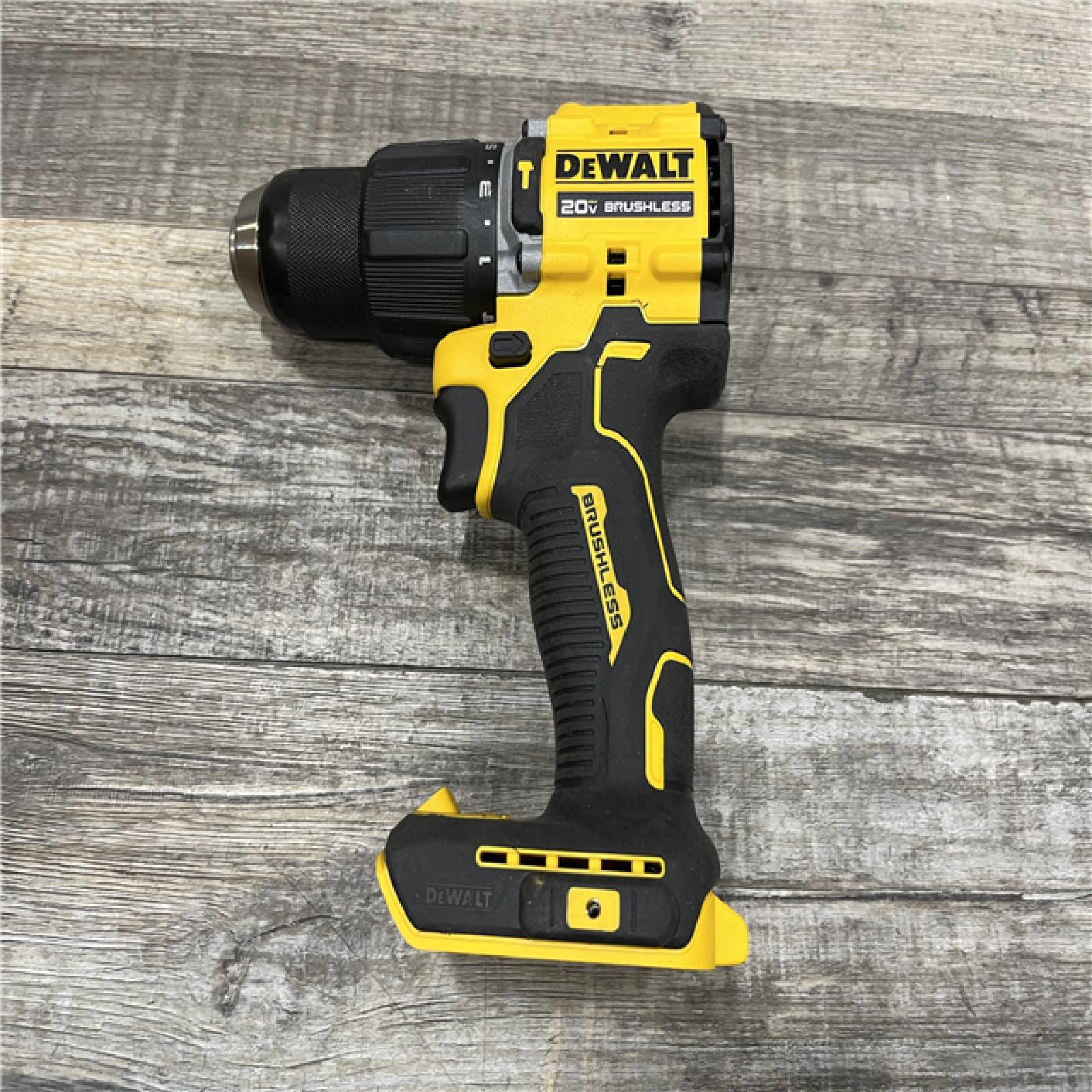 AS-IS DEWALT ATOMIC 20V Lithium-Ion Cordless 1/2 in. Hammer Drill Kit