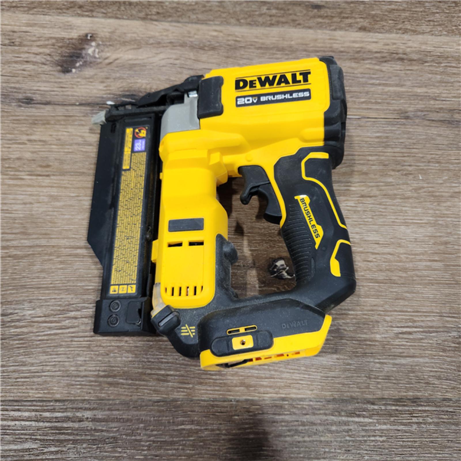 AS-IS DEWALT ATOMIC 20V MAX Brushless Cordless 23 Gauge Pin Nailer Kit (not included Battery)