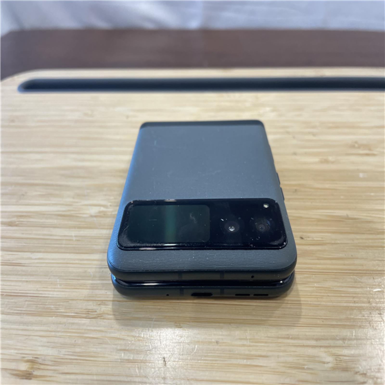 AS-IS Motorola Razr 2023 128gb Green/gray
