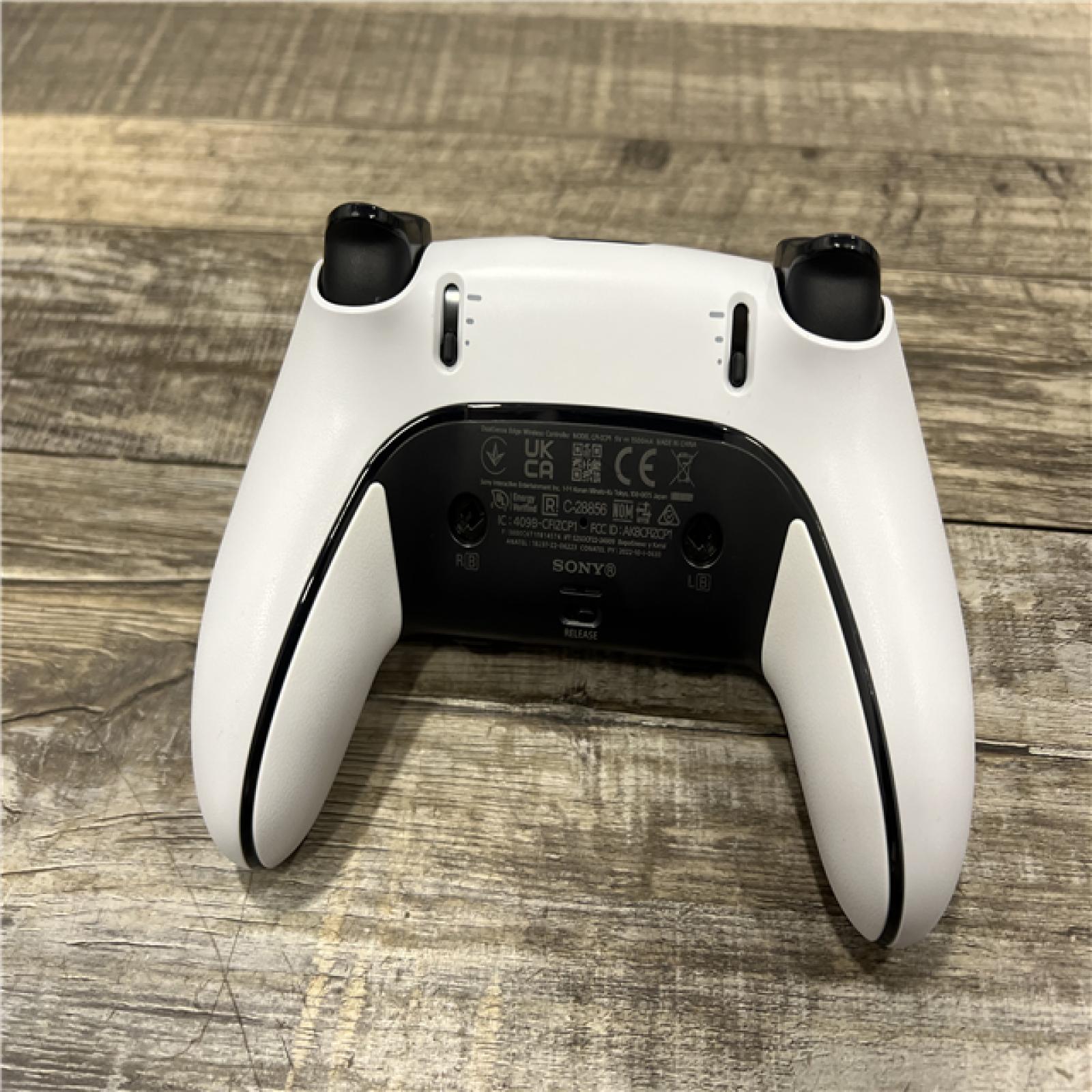 LIKE NEW DualSense Edge Wireless Controller for PlayStation 5 - White
