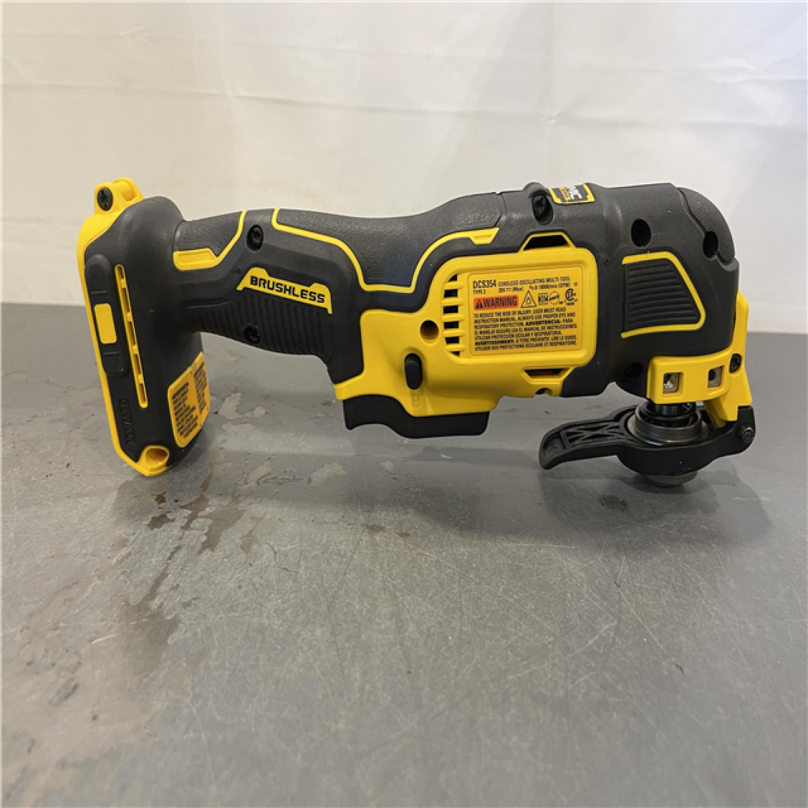 AS-IS - DEWALT ATOMIC 20V MAX Cordless Brushless Oscillating Multi Tool