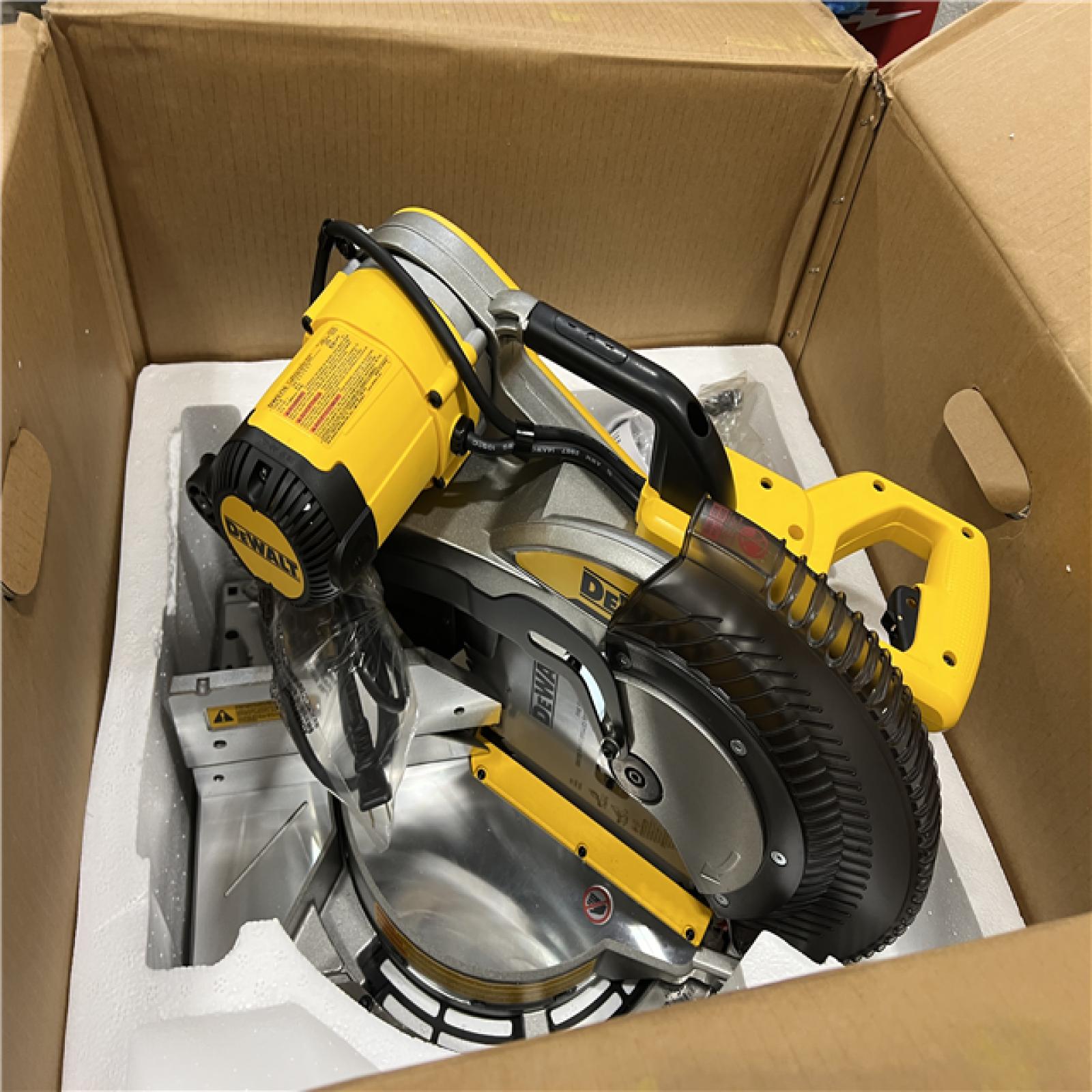 As-Is- DeWalt 15 Amp Corded 12 in. Compound Double Bevel Miter Saw
