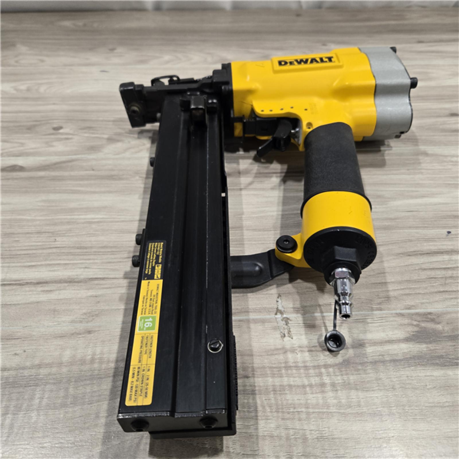 AS-IS DeWalt DW451S2 16 Gauge 1 Crown 2 Lathing Stapler