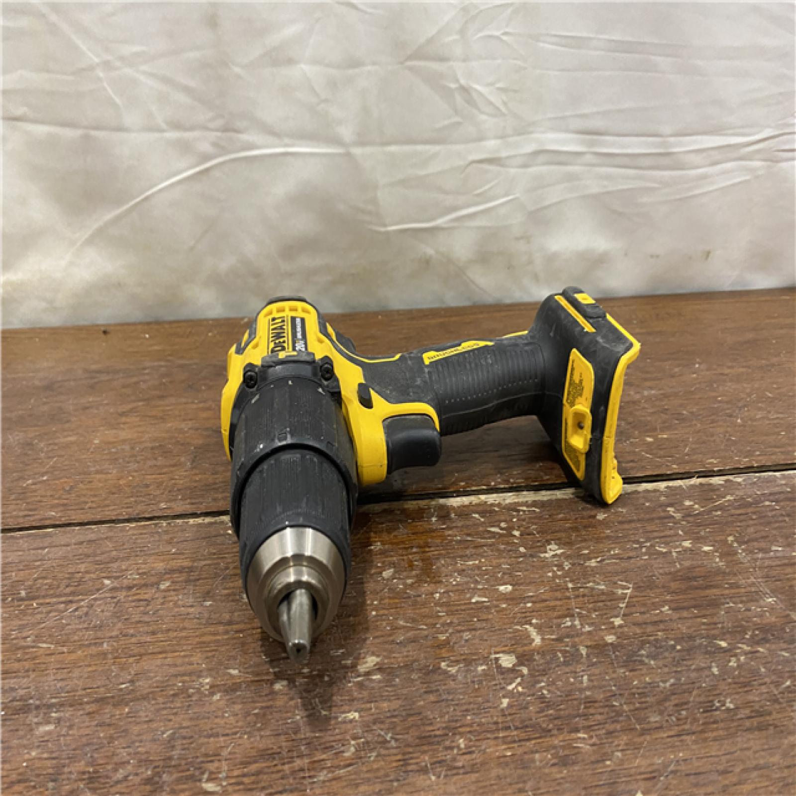 AS-IS DEWALT ATOMIC 20-Volt Lithium-Ion Cordless 1/2 in. Compact Hammer Drill with 3.0Ah Battery, Charger and Bag