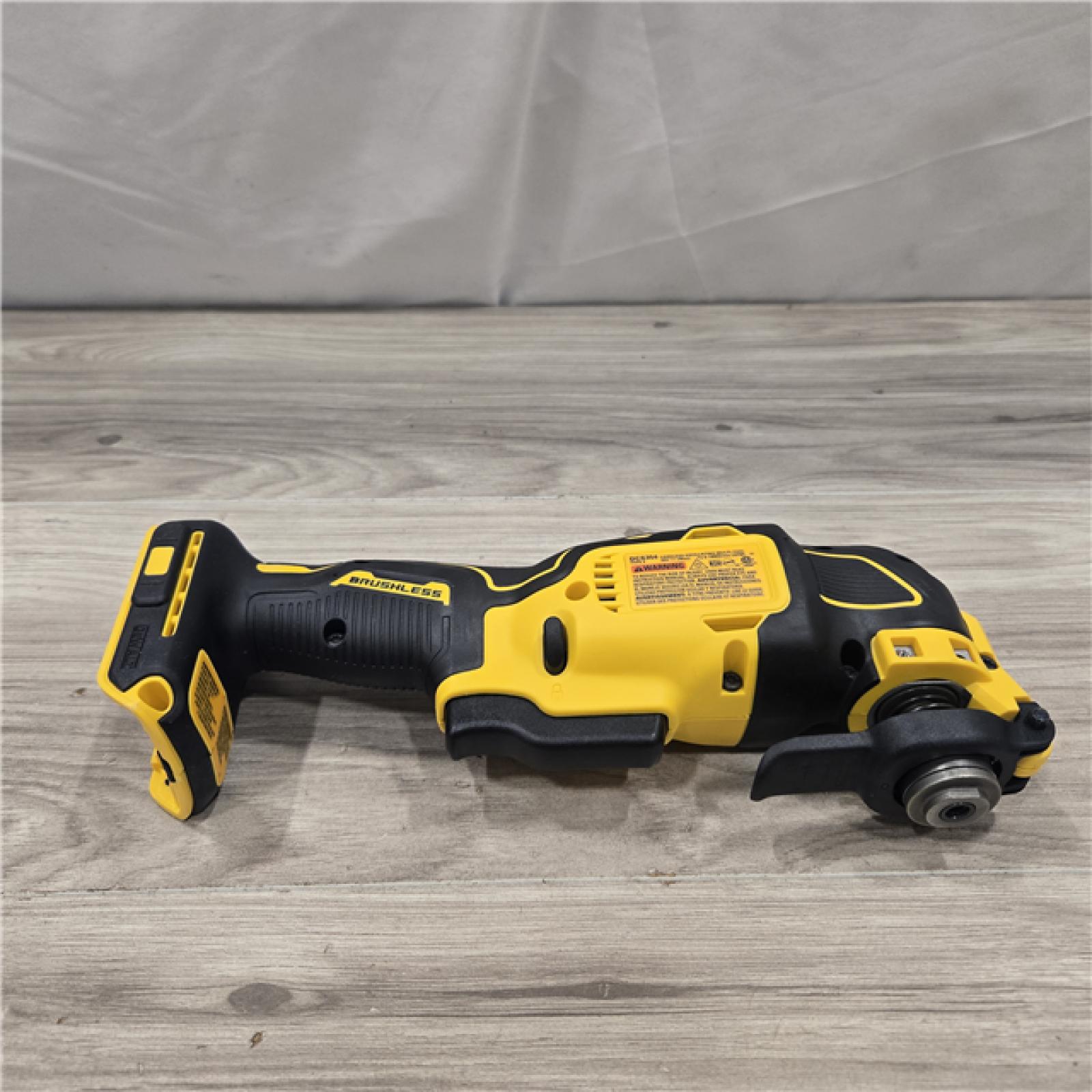 AS-IS DEWALT ATOMIC 20V MAX Cordless Oscillating Multi Tool (Tool Only)