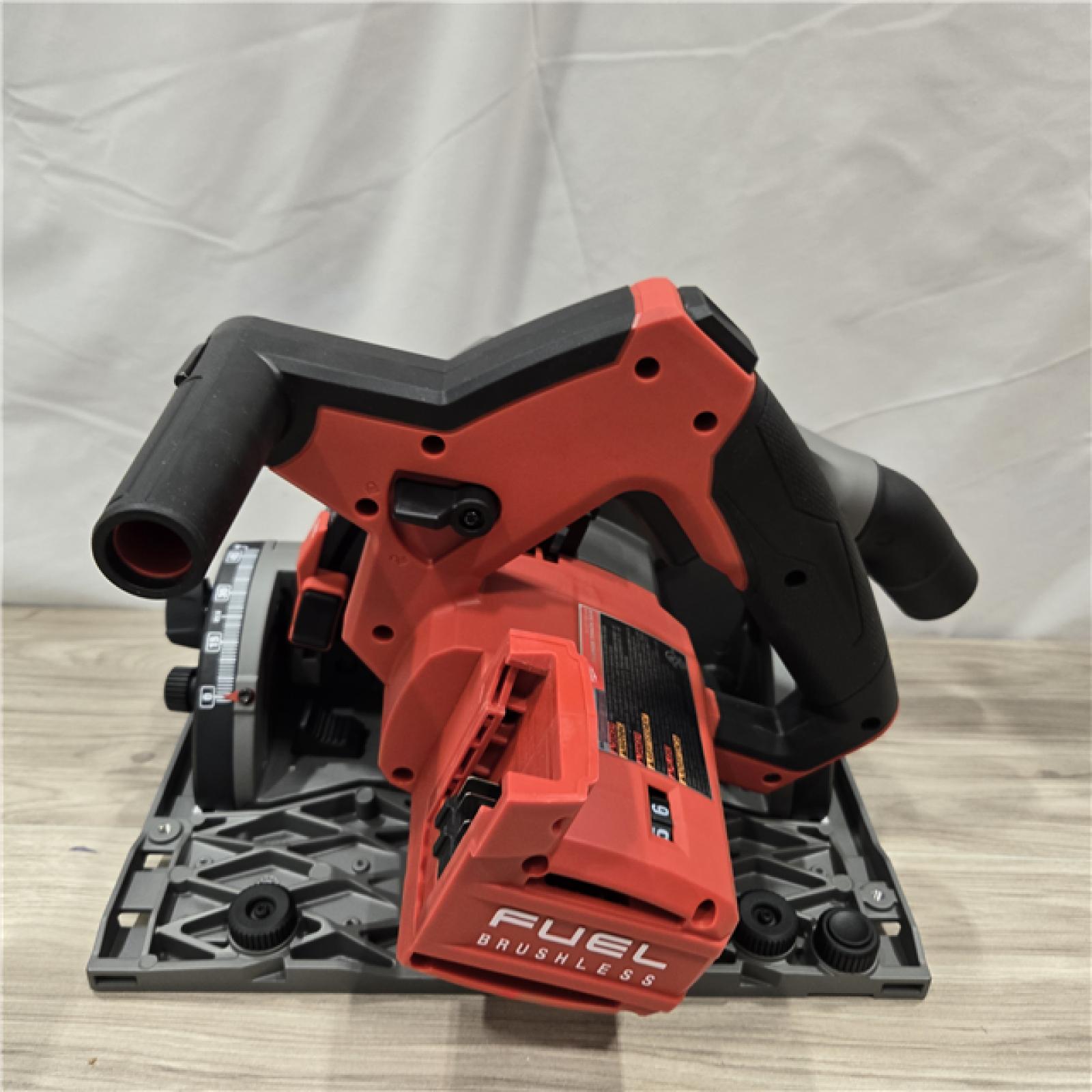 AS-IS - Milwaukee M18 FUEL 6-1/2 Plunge Track Saw (Tool-Only)